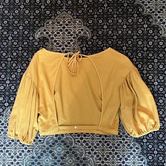 Town Clothes Quince Top in Sunflower, S - Picture 3 of 4